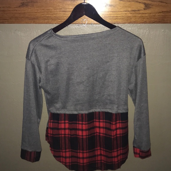 Round Neck Long Sleeve Plaid Panel Knit Tee Shirt - Picture 2 of 2